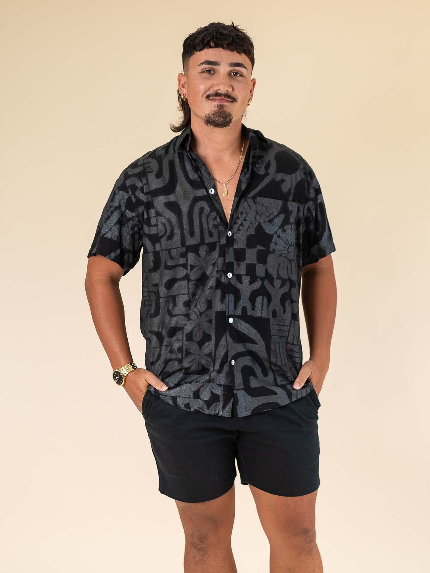 Taputu Shirt - Tahitian Black Pearl