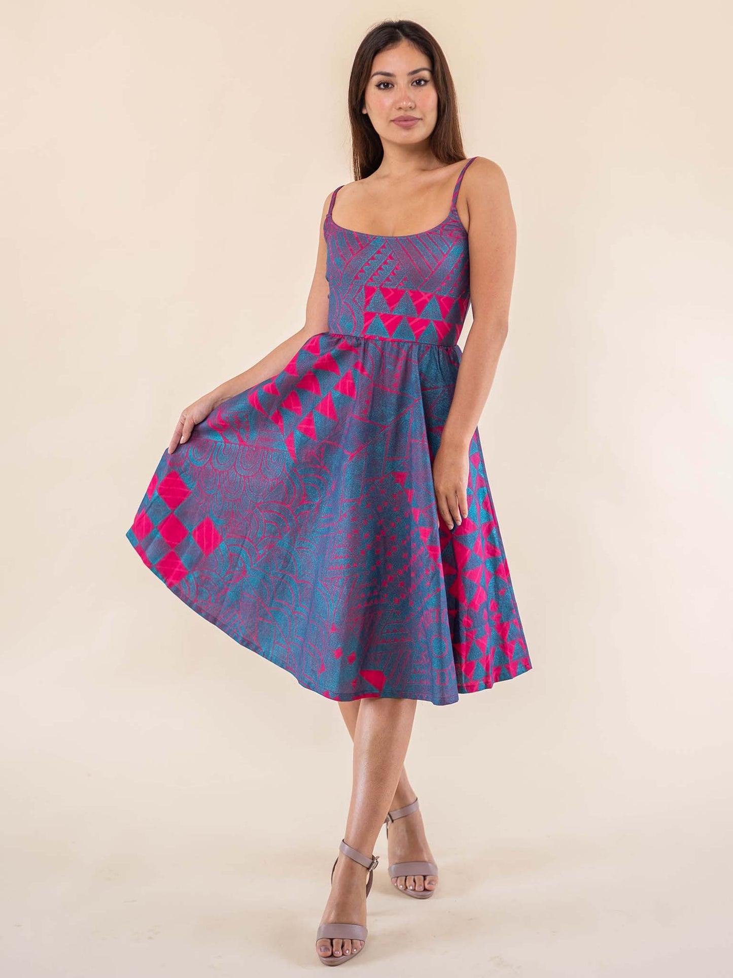 Hunaarii Dress - Fuchsia Pearl