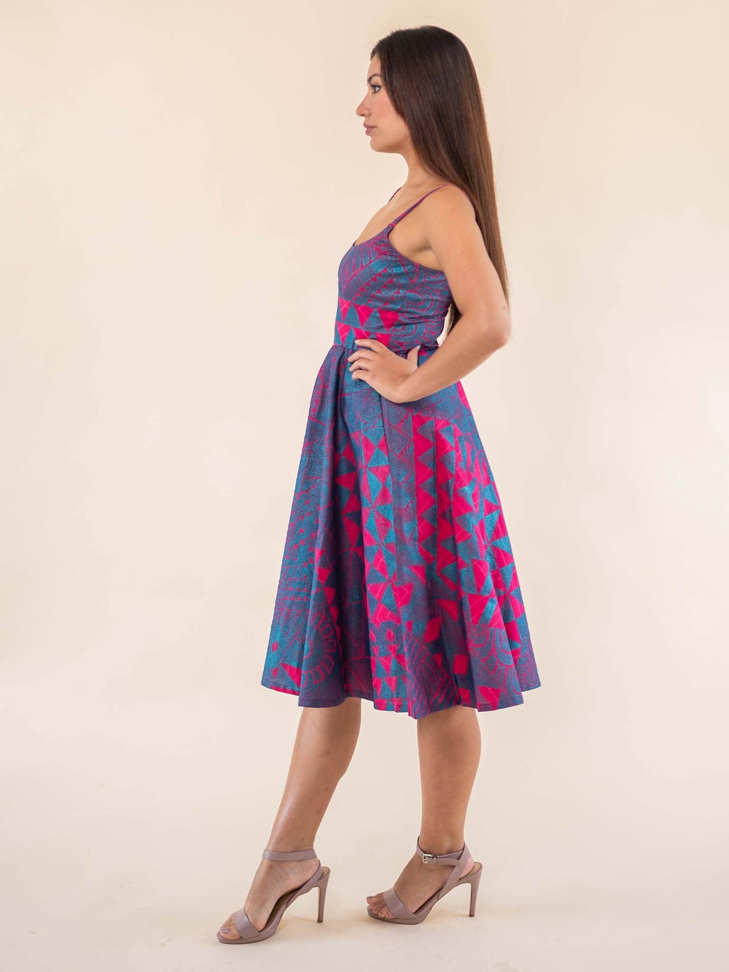 Hunaarii Dress - Fuchsia Pearl