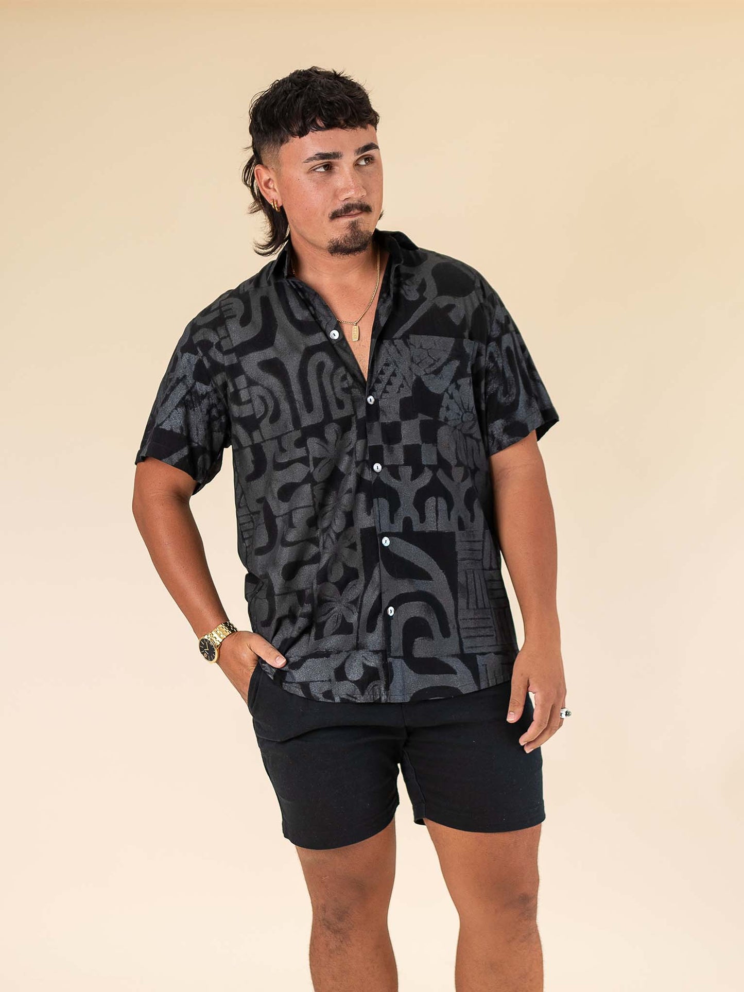 Taputu Shirt - Tahitian Black Pearl
