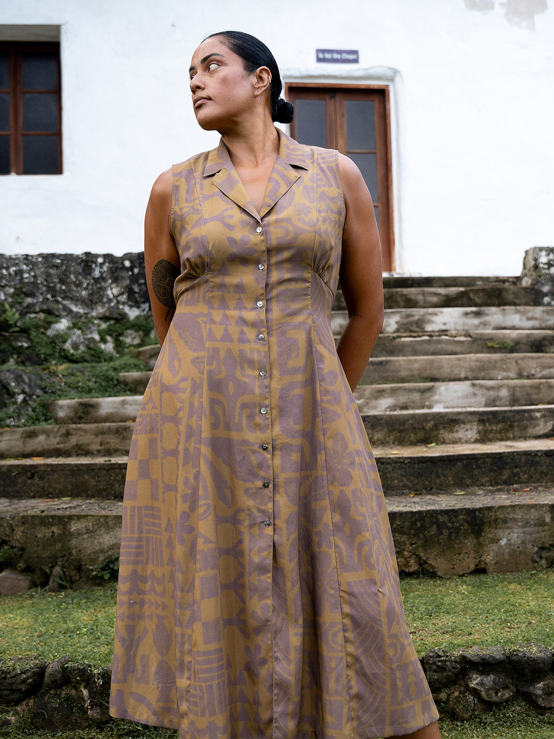 Pivai Button Dress - Brown
