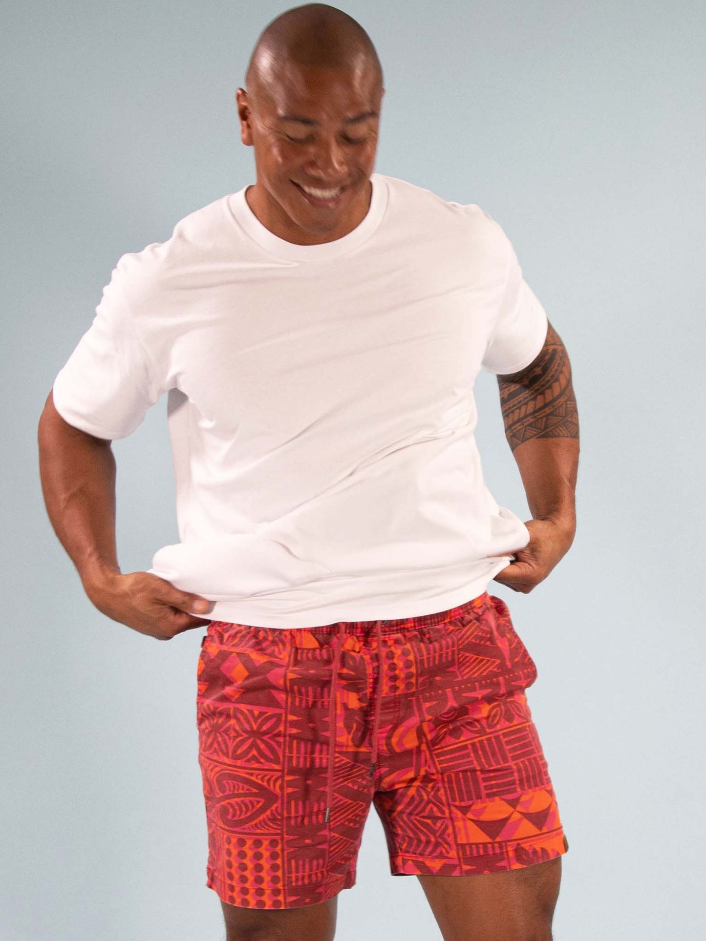 Avaiki Shorts - RED