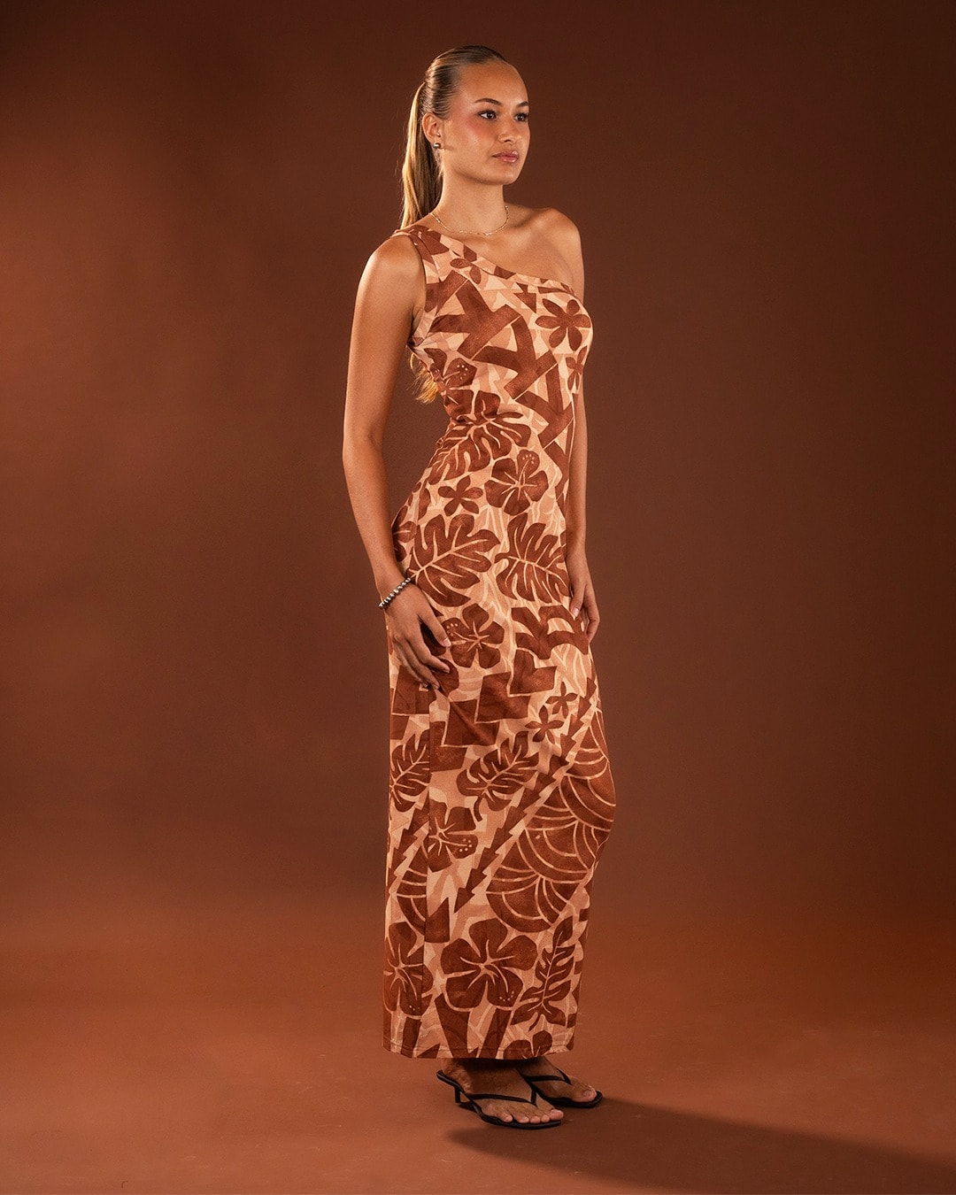 A timeless dress for everyday island elegance. 

Meet the Chrystalla Long Dress.