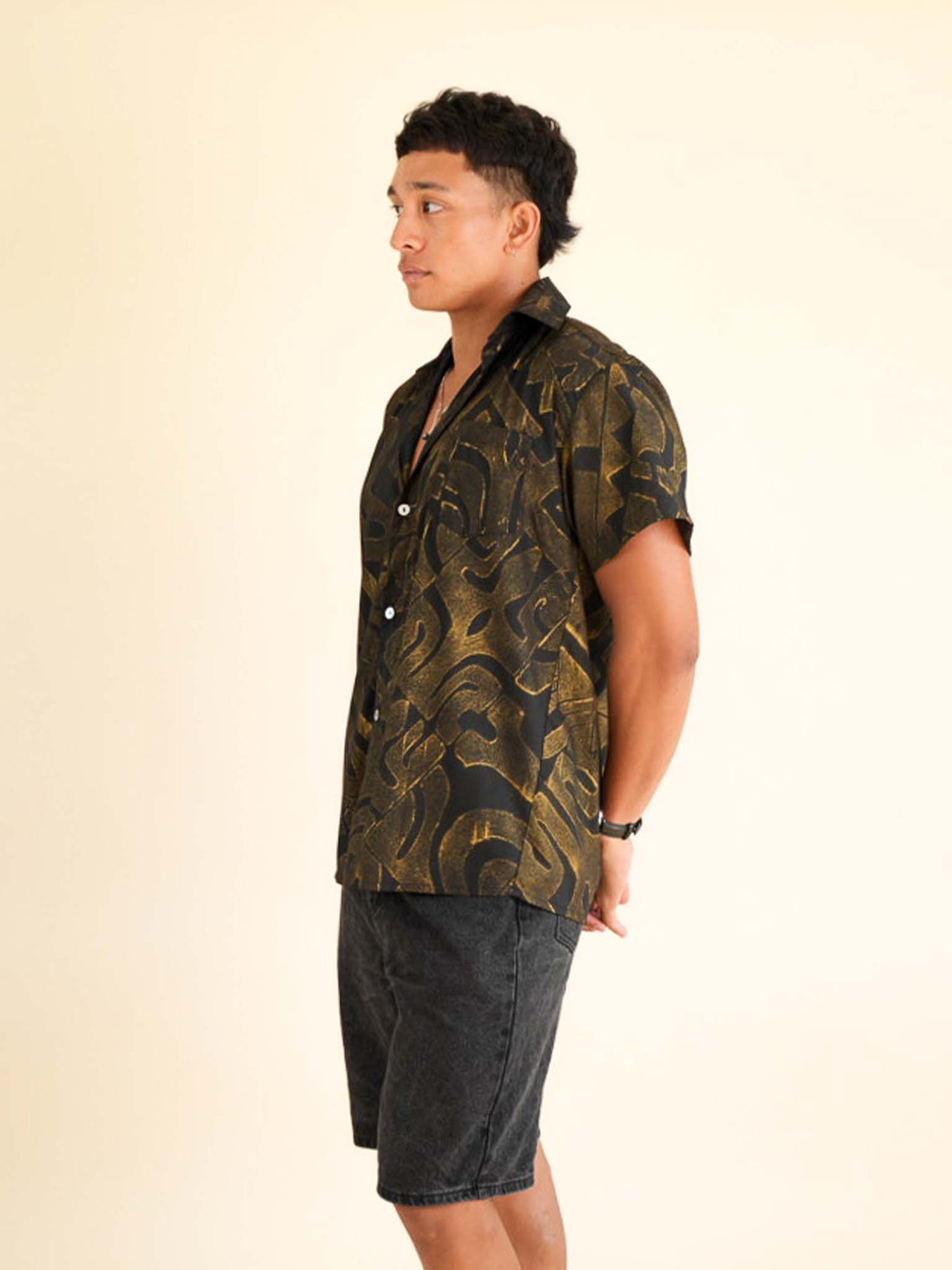 Taputu Shirt - Black/Gold