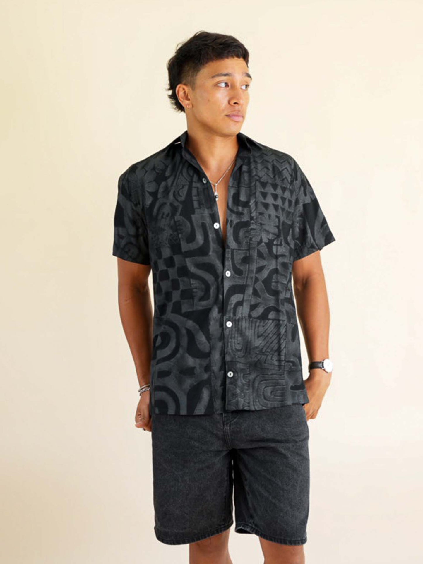 Taputu Shirt - Tahitian Black Pearl