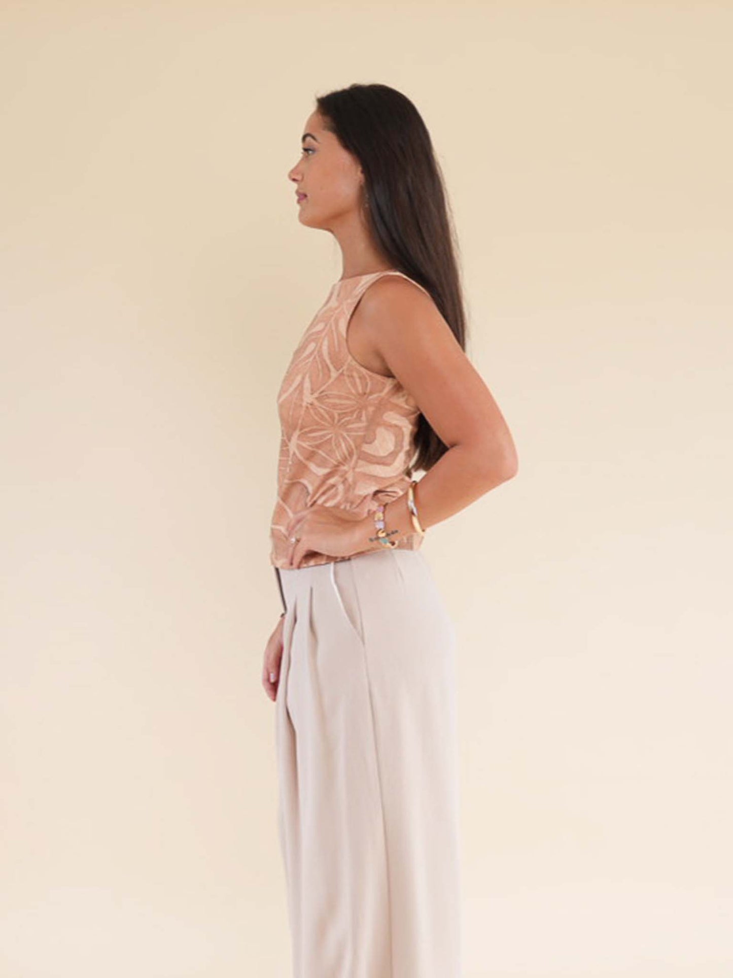 Poeana Top - Sandstone