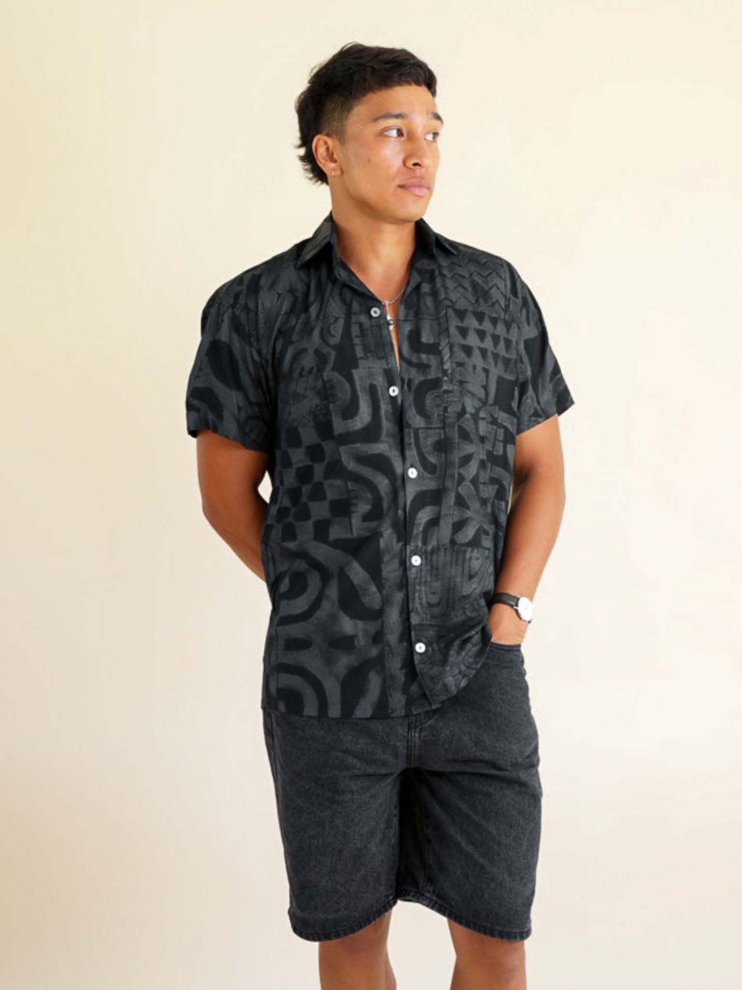 Taputu Shirt - Tahitian Black Pearl