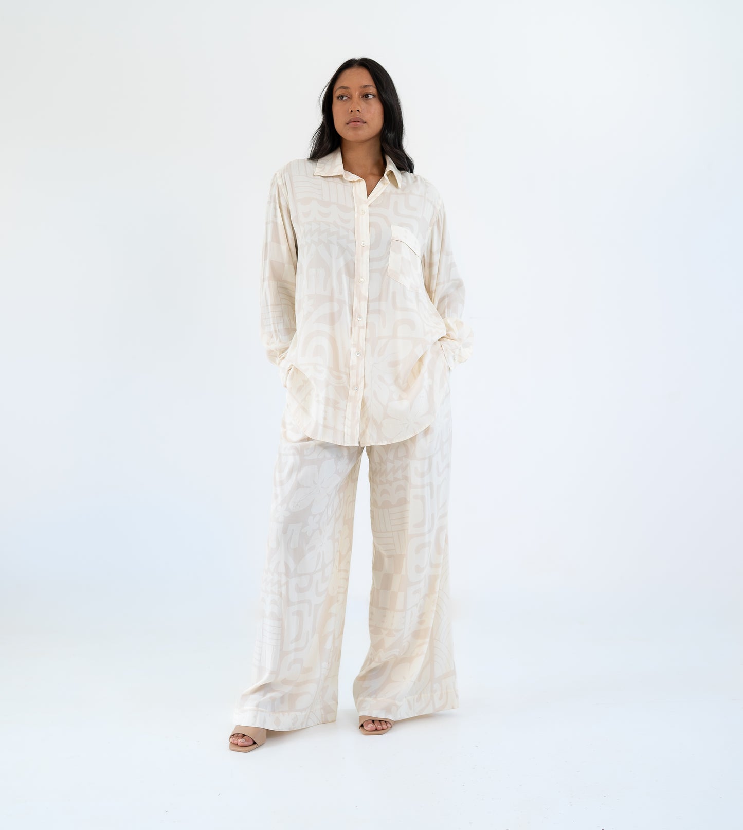 Omai Oversized Shirt - Cream