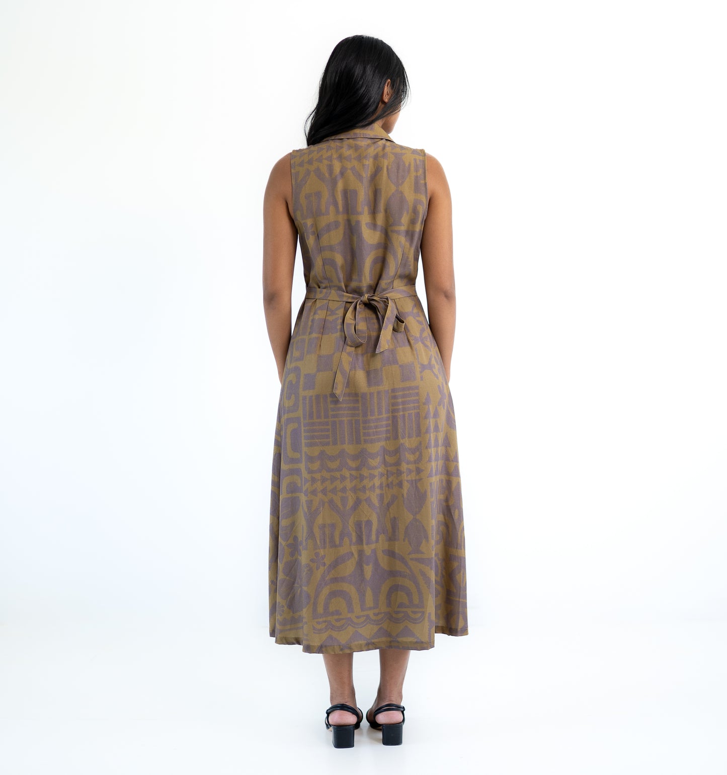 Pivai Button Dress - Brown