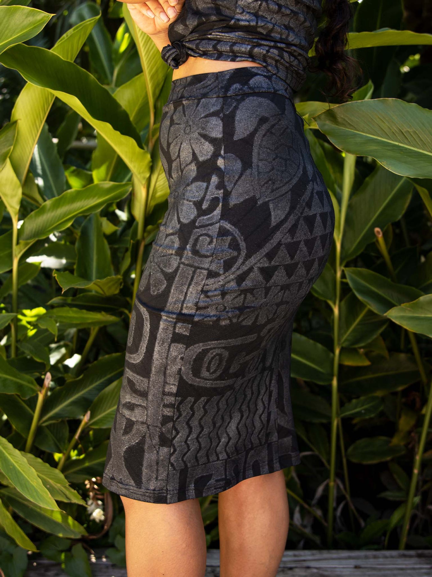 Mahina Skirt - Tahitian Black Pearl